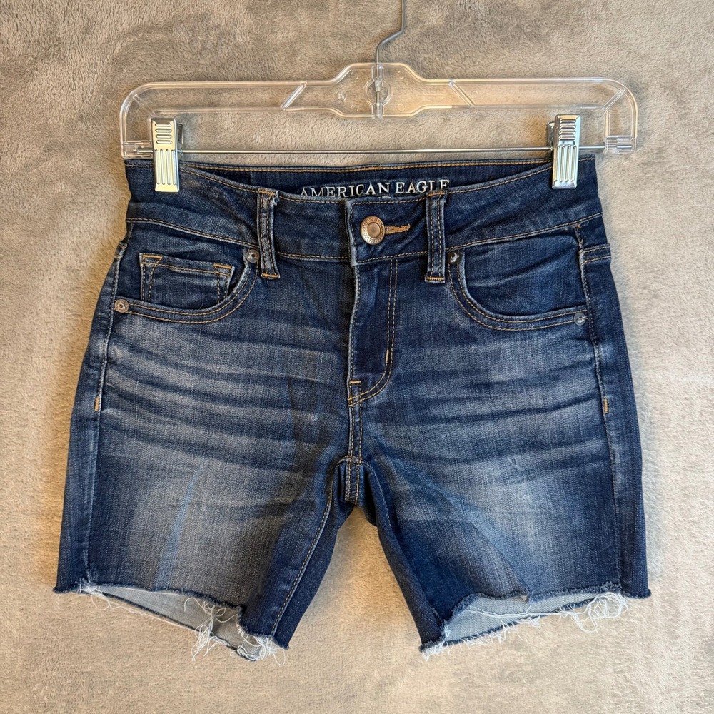 American Eagle Shorts Womens 0 Midi Dark Wash Super Super Stretch EUC